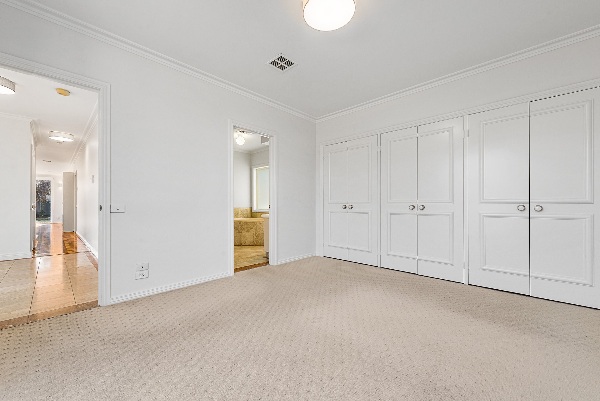 33 Park Street, Brighton image 4