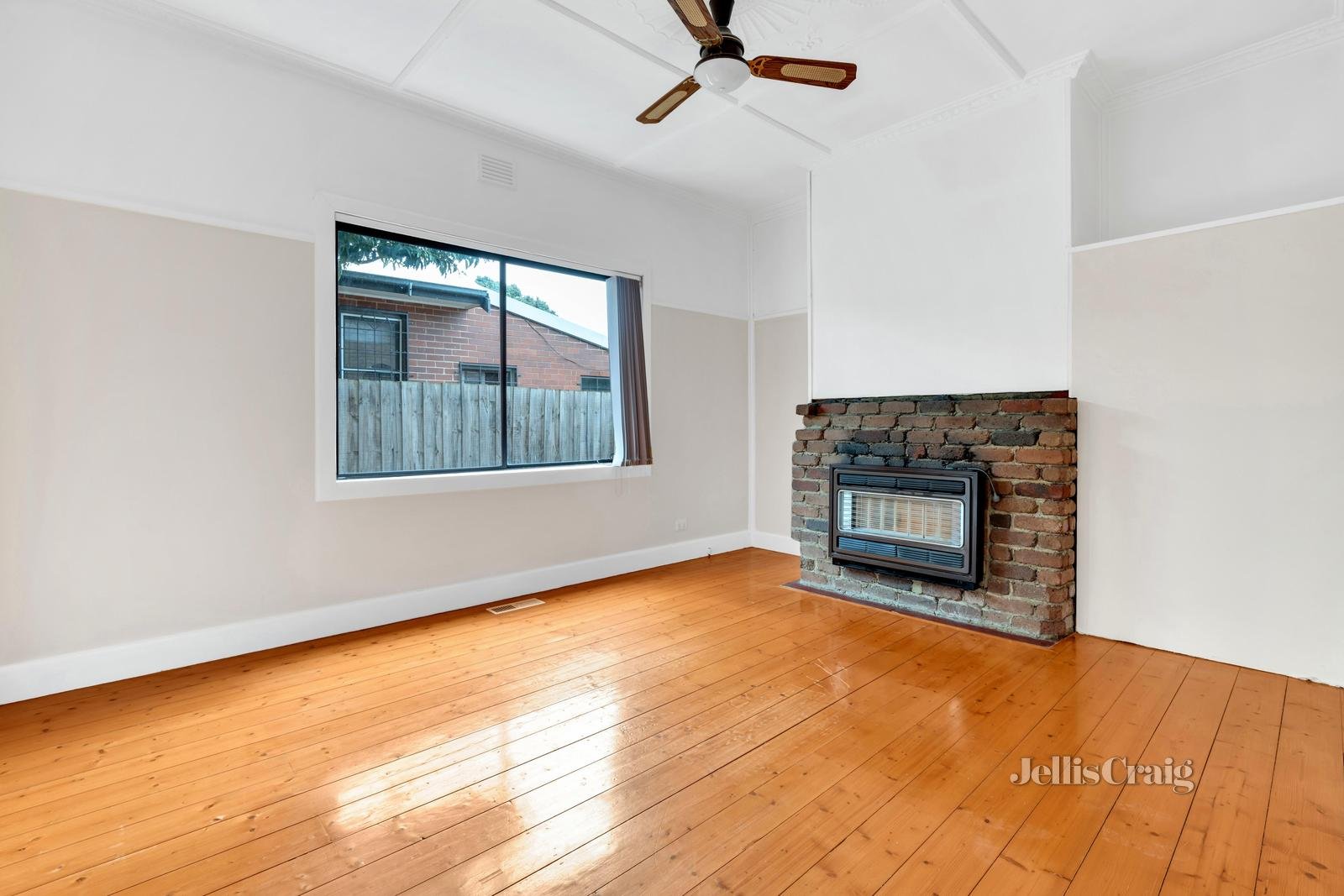 33 Parker Street, Pascoe Vale image 3