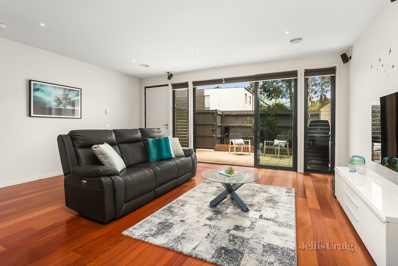 33 Parkville Avenue, Parkville image 3