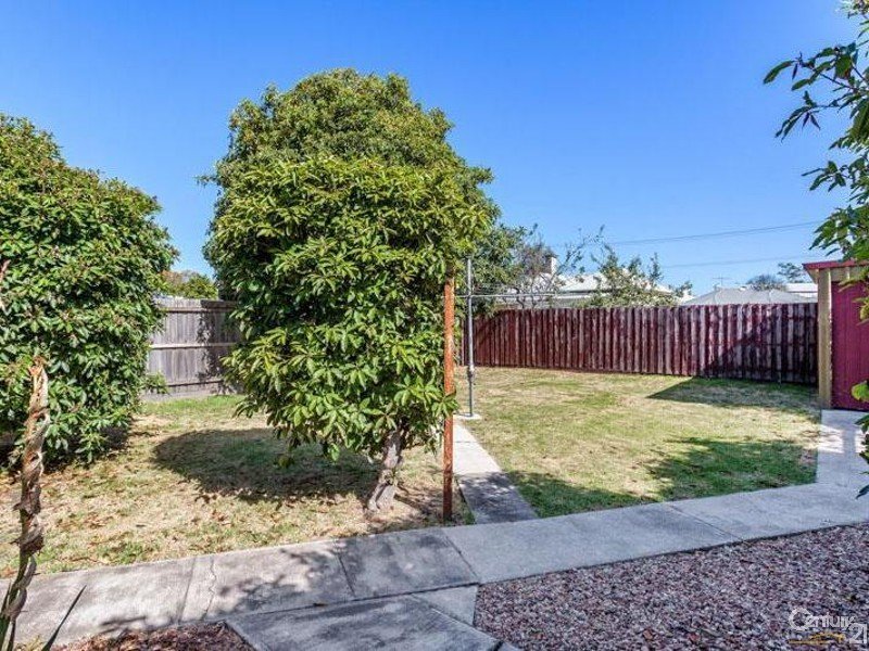 33 Peel Street, Newport image 10