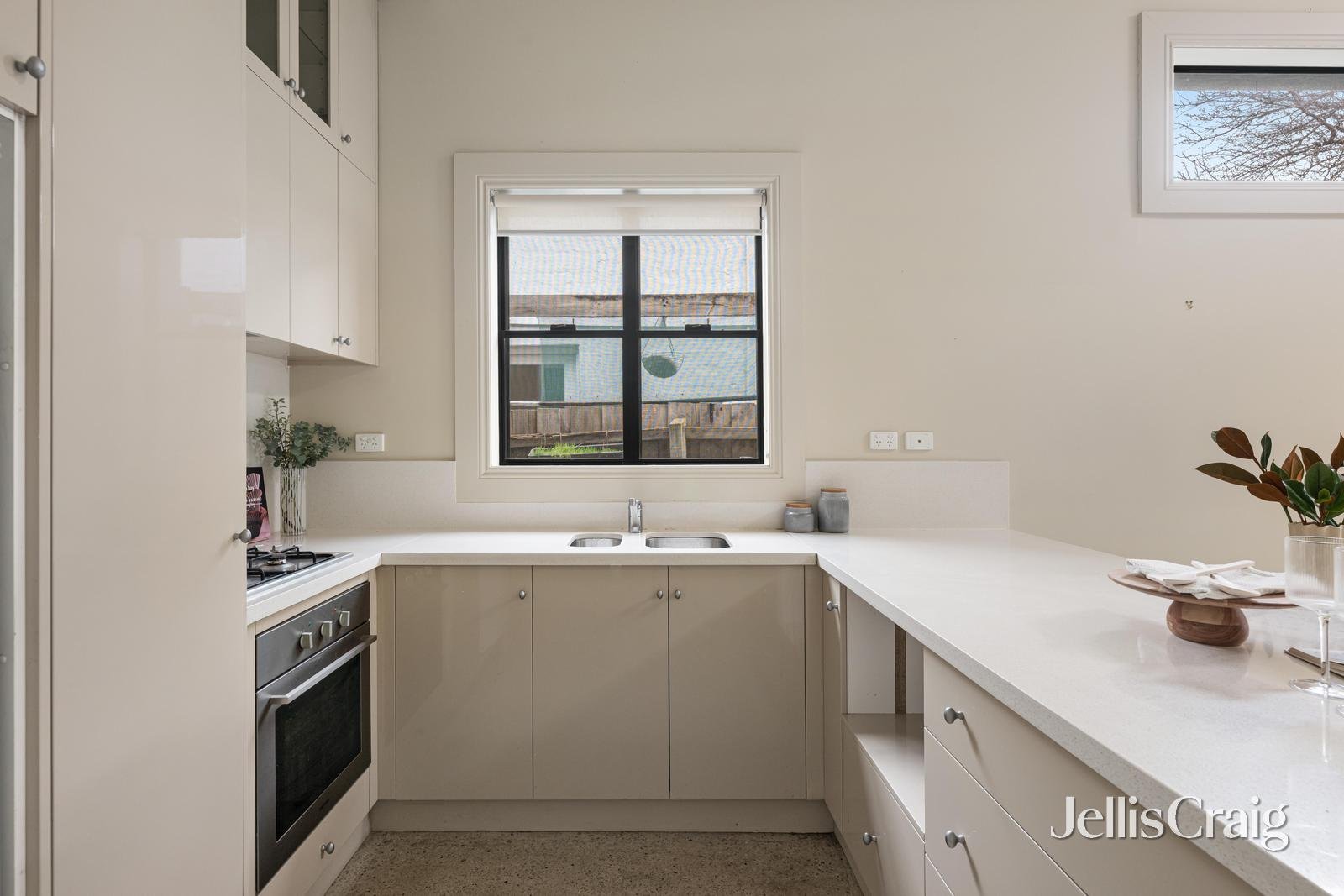 33 Percy Street, Brunswick image 5