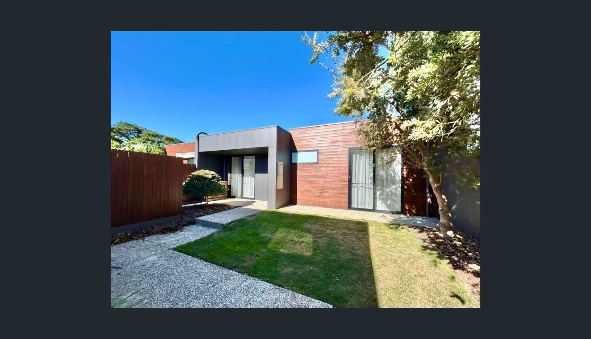 Property Gallery - Main Image
