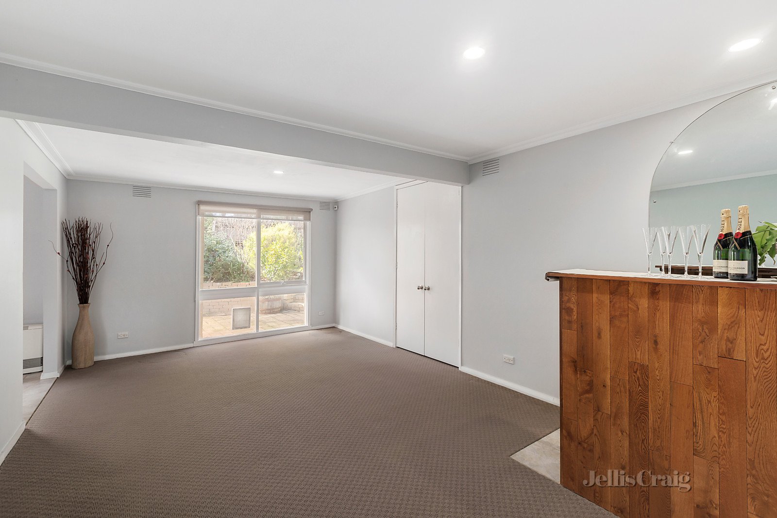 33 Plenty River Drive, Greensborough image 8