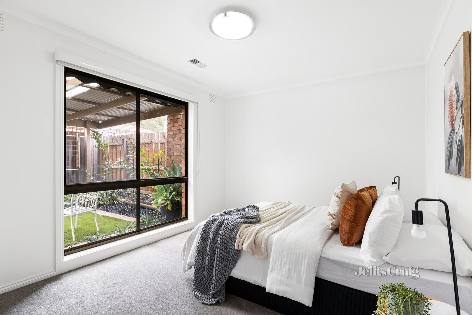 3/3 Plymouth Avenue, Pascoe Vale image 6