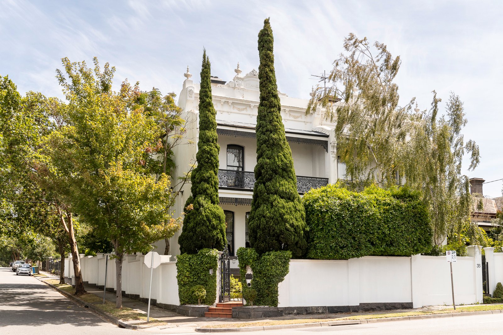 Property Gallery - Main Image