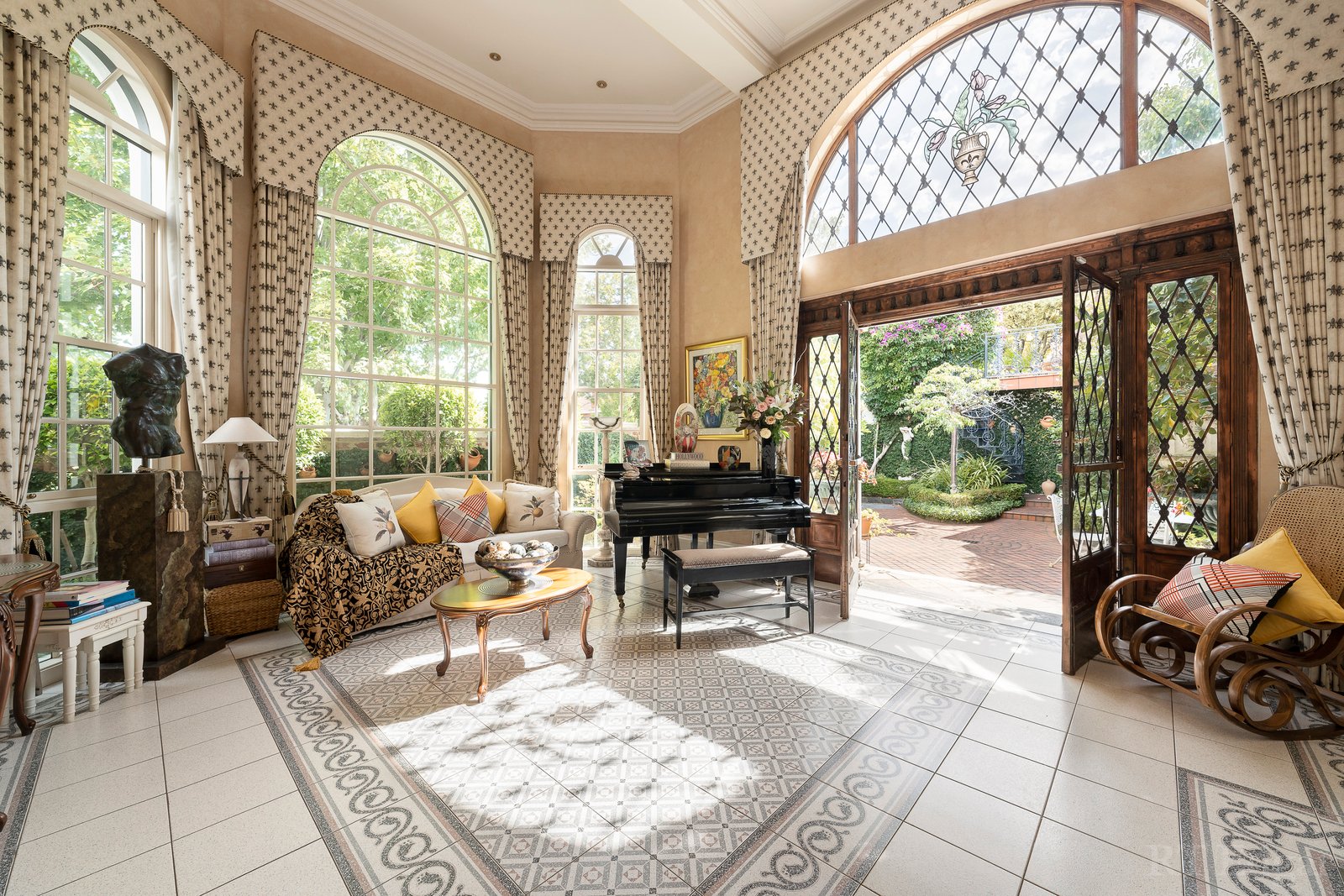 Property Gallery Thumbnail 7