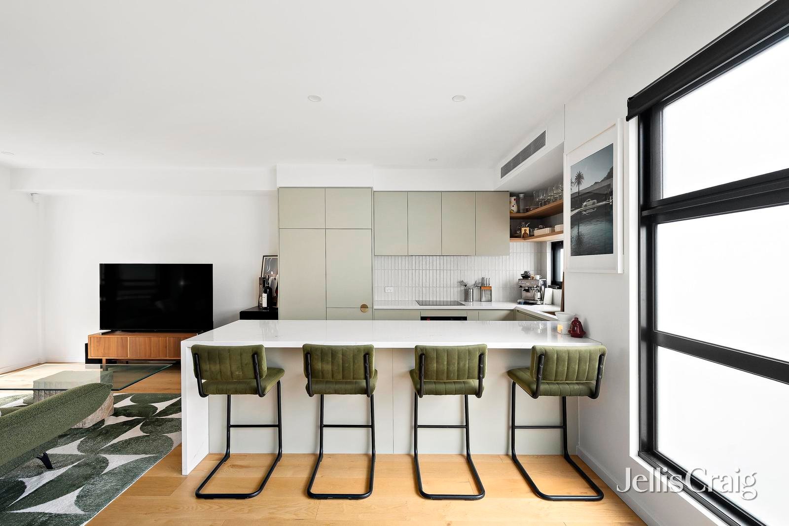 3/3 Rainsford Street, Elwood image 5