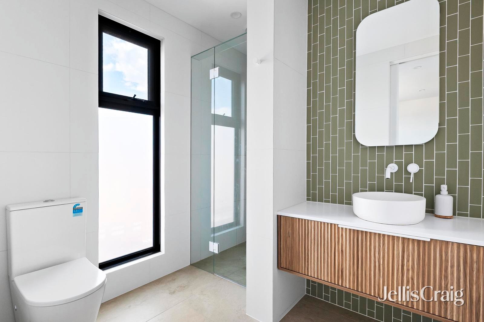 3/3 Rainsford Street, Elwood image 9