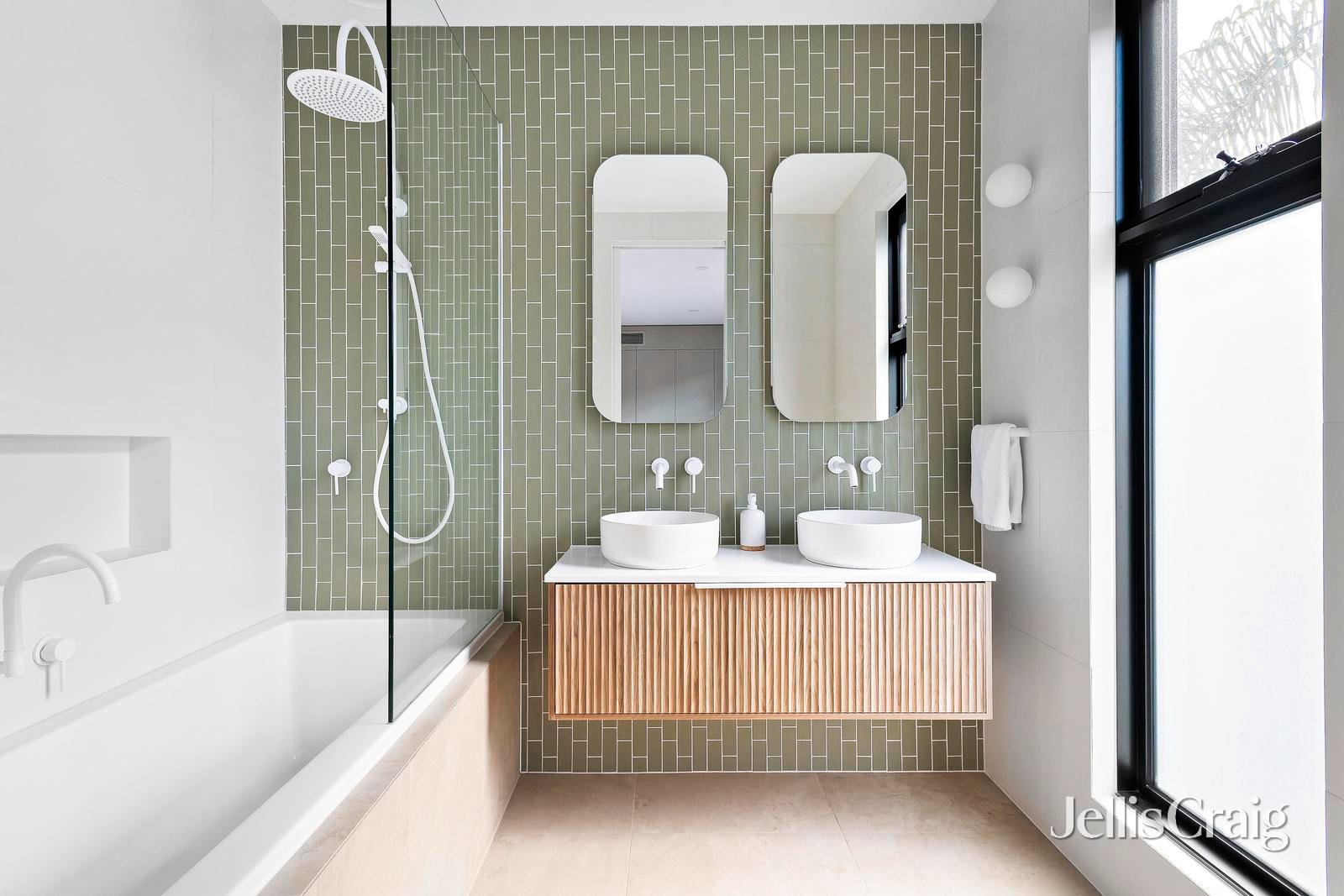 3/3 Rainsford Street, Elwood image 11