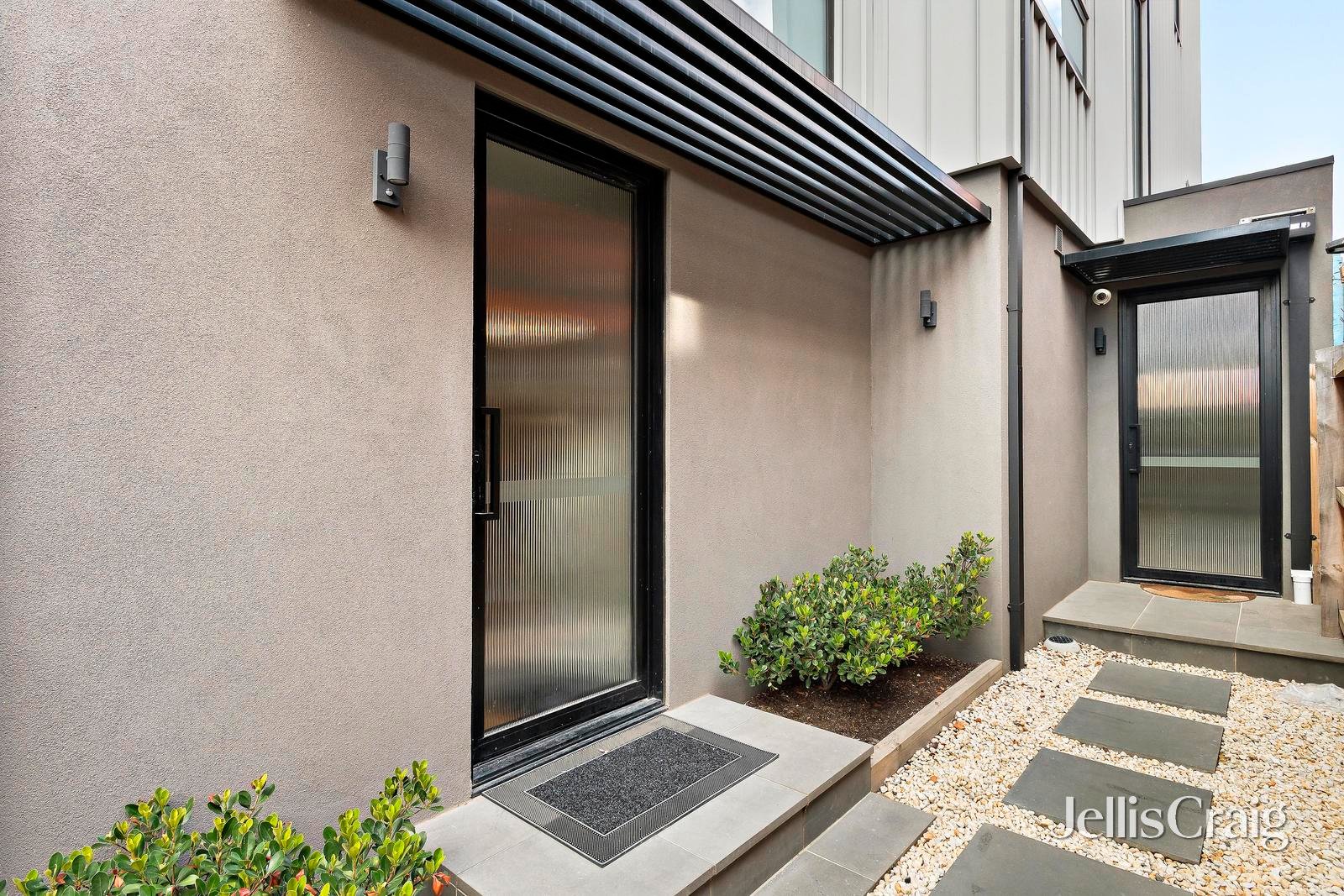 3/3 Rainsford Street, Elwood image 14