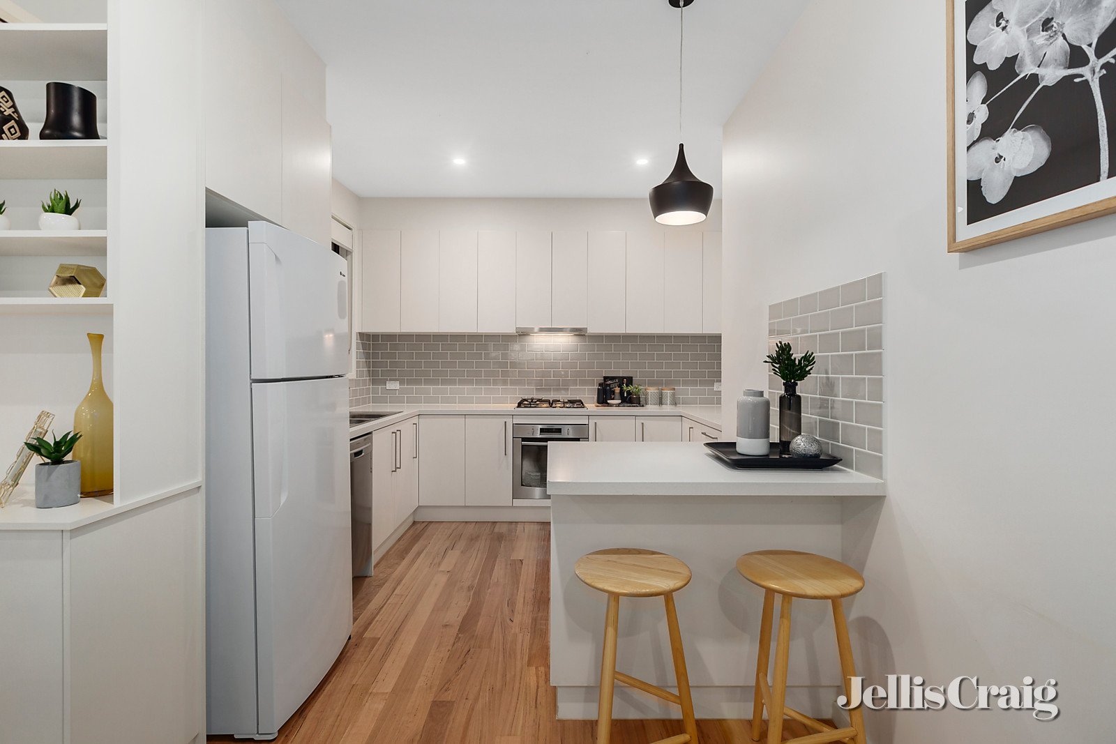 3/3 Ralph Street, Blackburn South image 3
