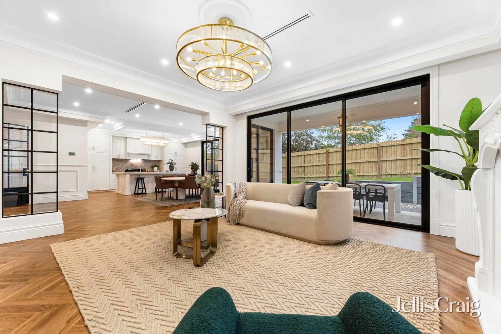33 Ralton Avenue, Glen&nbsp;Waverley image 9