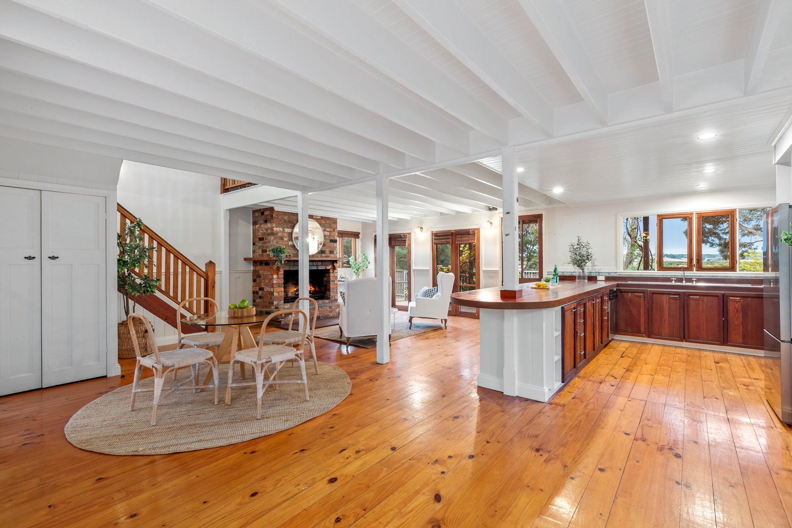 Property Gallery Thumbnail 9