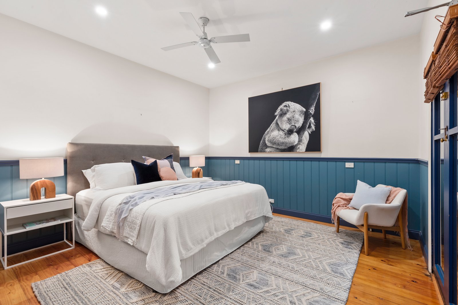 Property Gallery Thumbnail 16