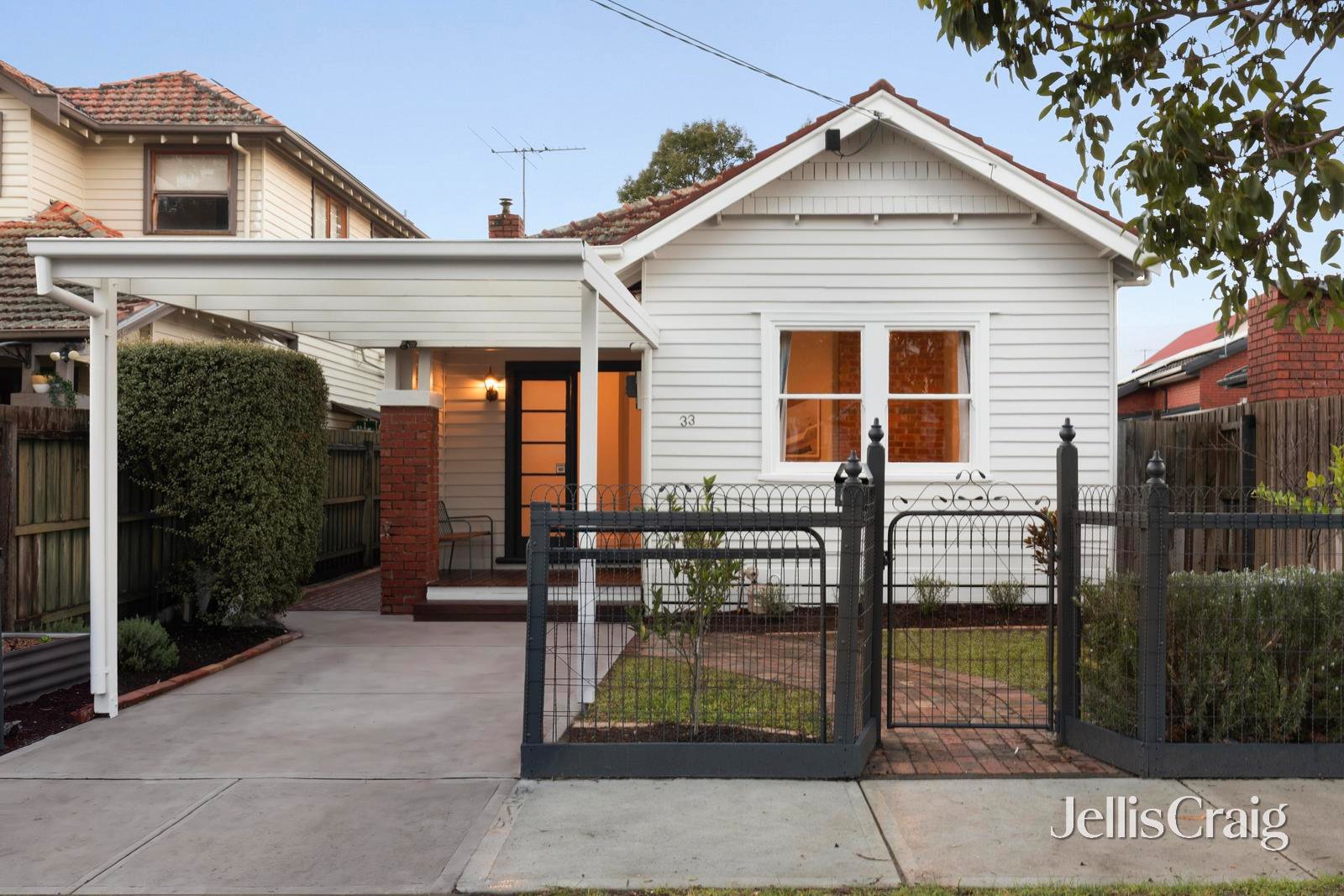 33 Rossmoyne Street, Thornbury image 1
