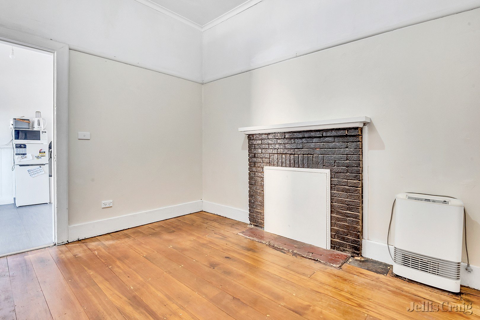 33 Ryan Street, Brunswick East image 2