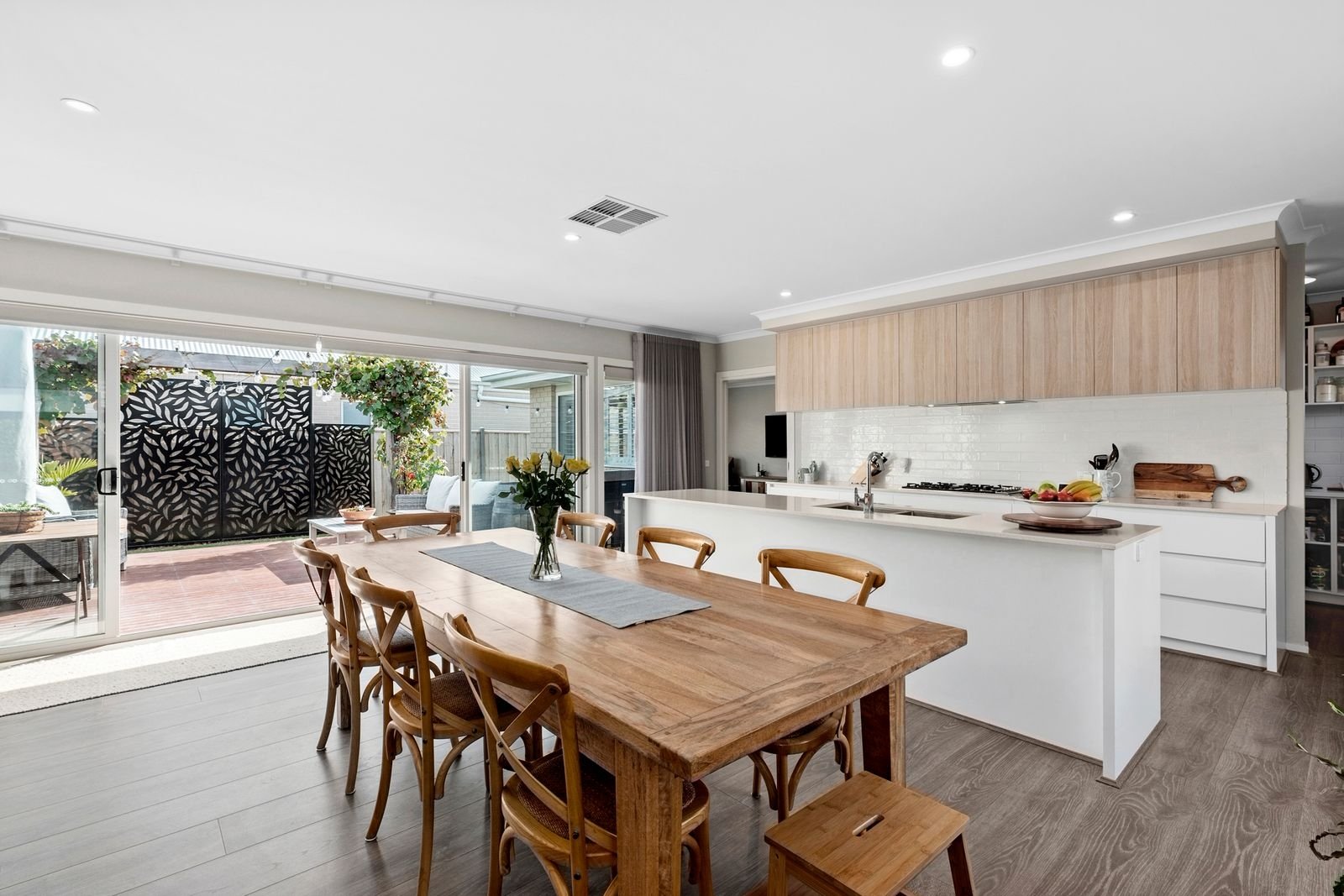 Property Gallery Thumbnail 3