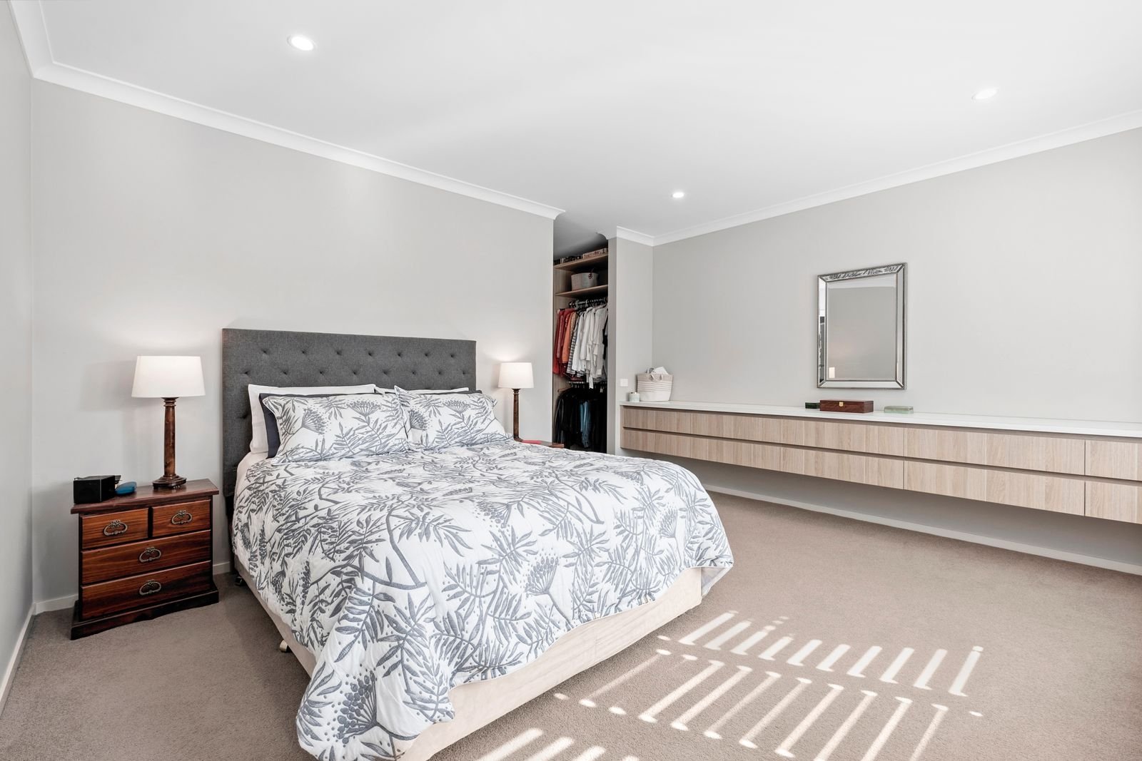 Property Gallery Thumbnail 7