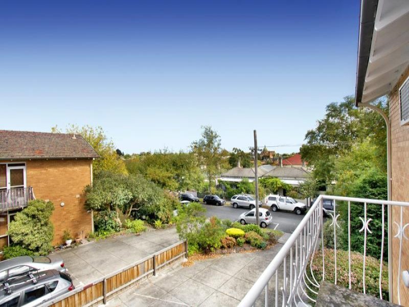 3/3 St Johns Avenue, Camberwell image 4