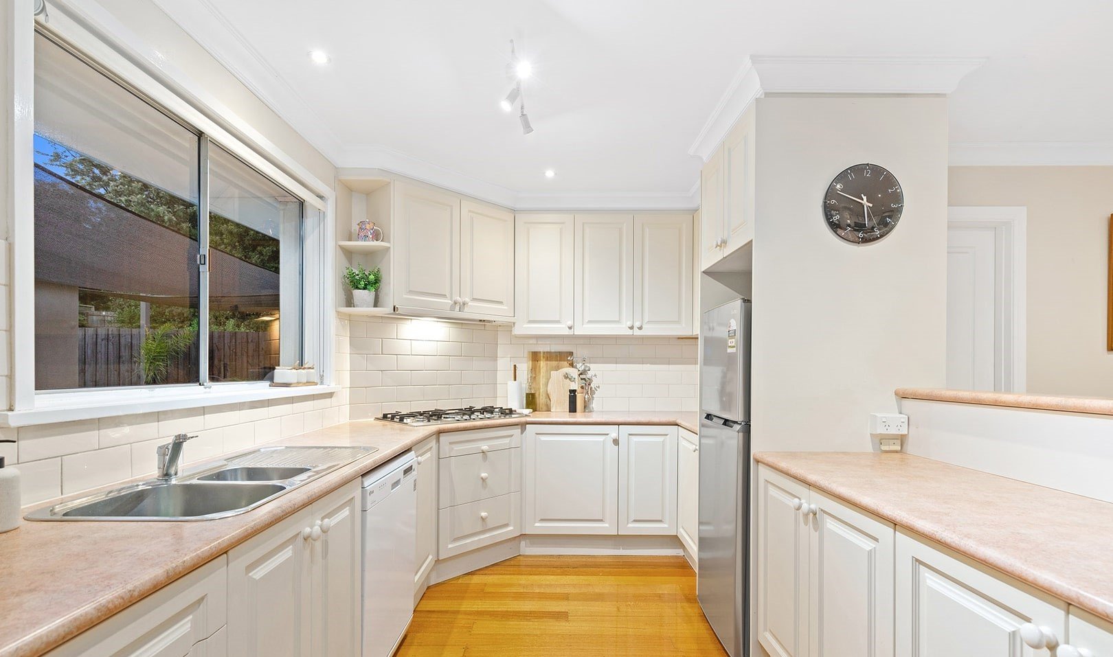 33 Station Street, Ferntree Gully image 5