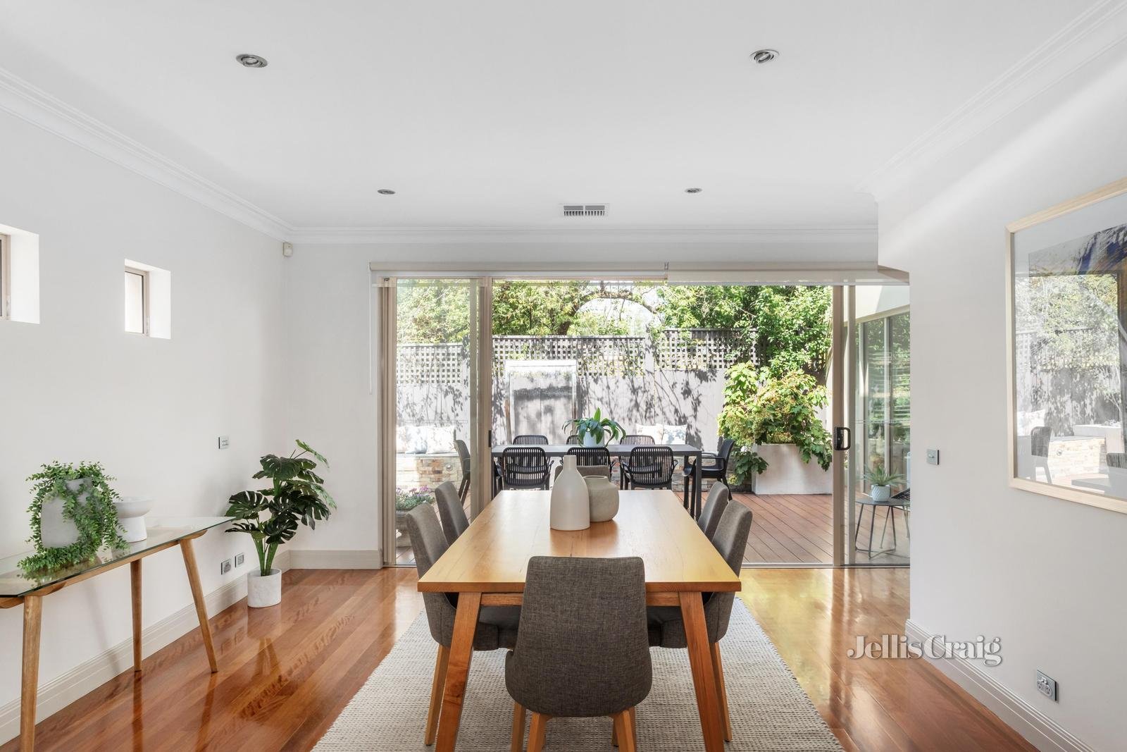 3/3 Stornoway Road, Camberwell image 7