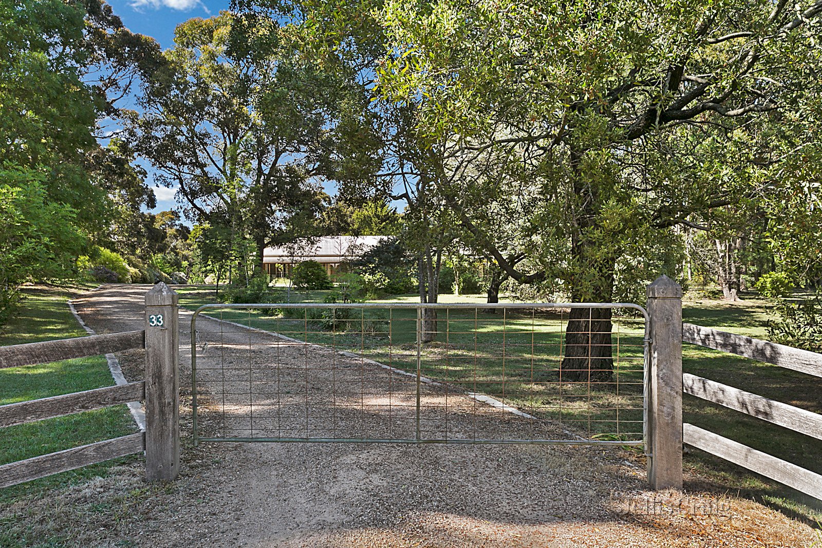 33 Strathclyde Crescent, Woodend image 3