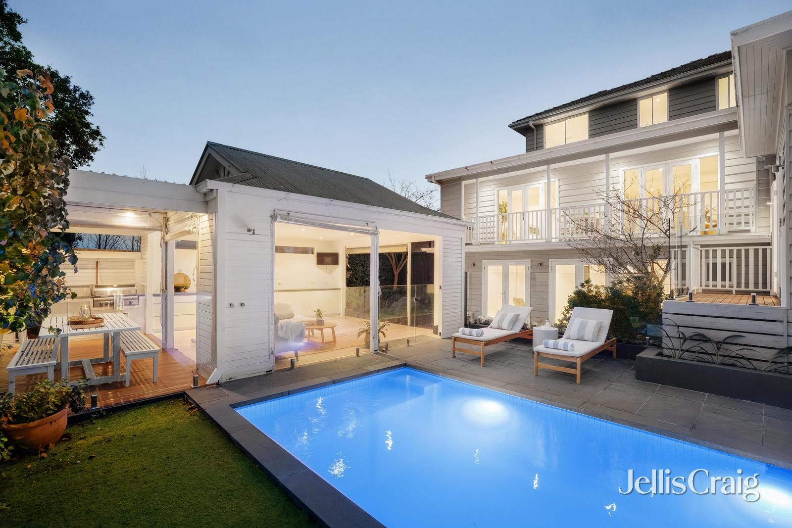 33 Sweyn Street, Balwyn&nbsp;North image 1