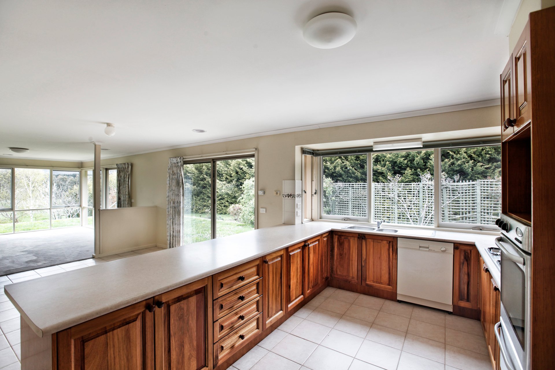 Property Gallery - Main Image