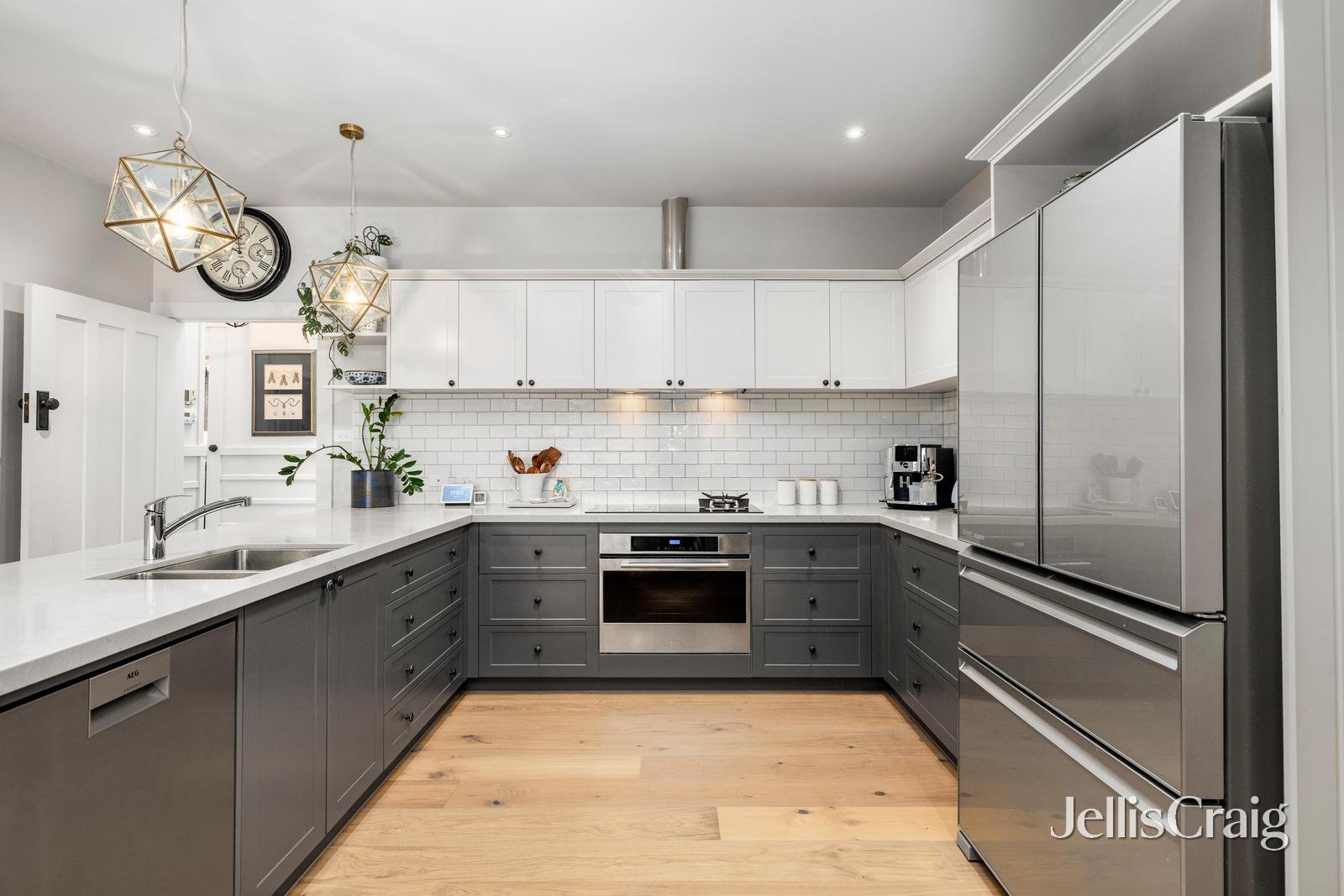 33 The Avenue, Blackburn image 3