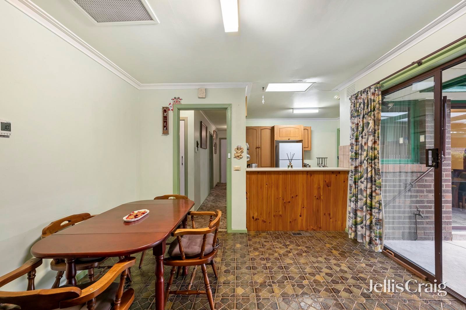 33 The Avenue, Montrose image 3