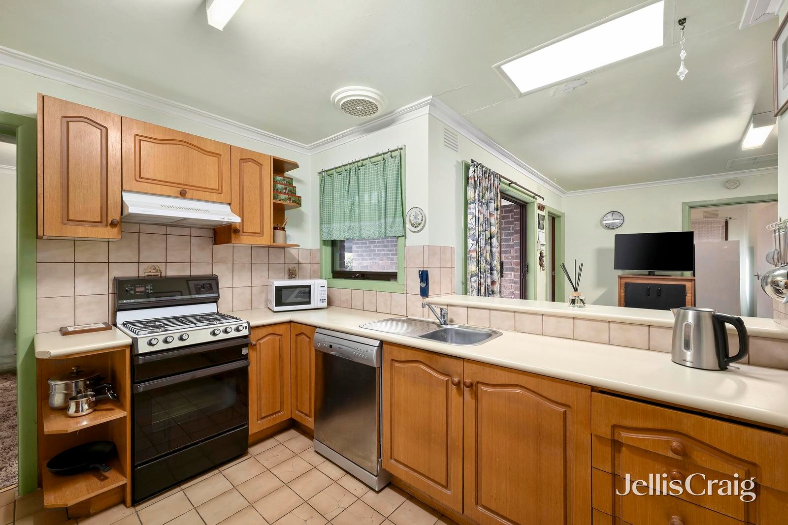 33 The Avenue, Montrose image 4