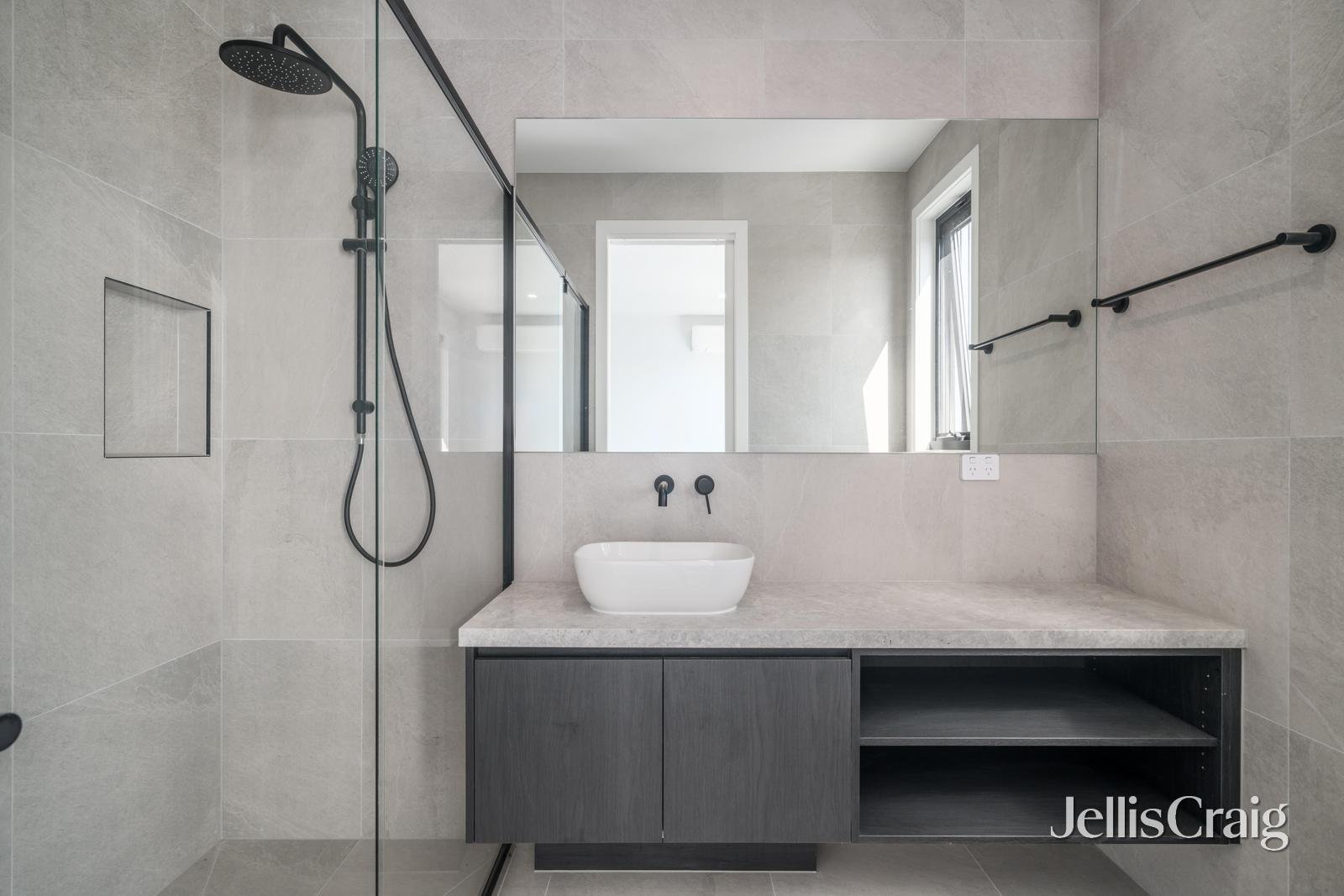 3/3 Thiele Street, Doncaster image 7