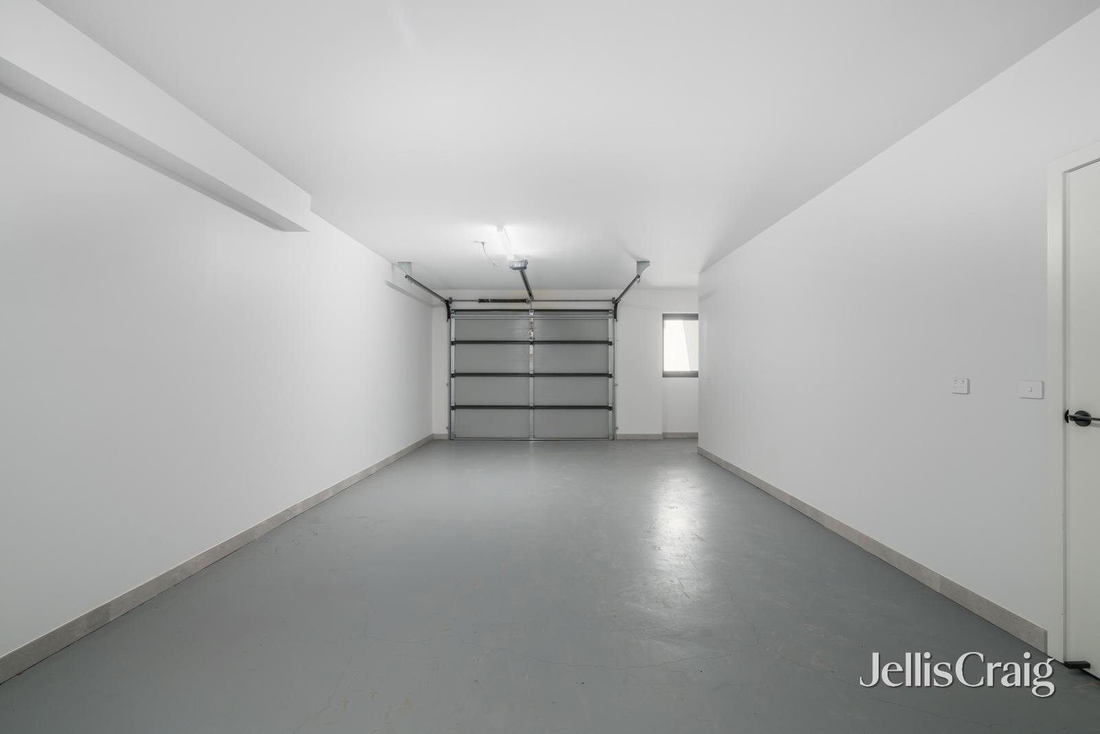 3/3 Thiele Street, Doncaster image 8