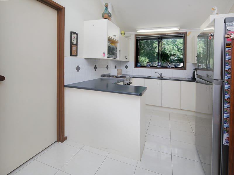 Property Gallery Thumbnail 8