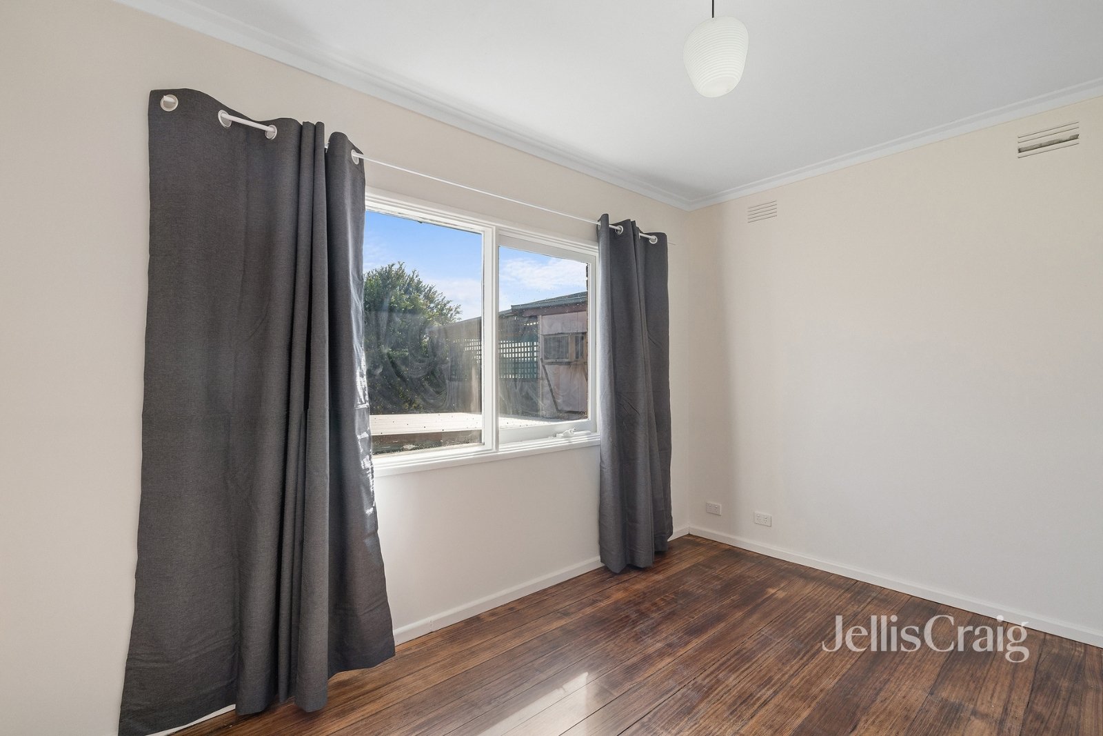 33 Toumlin Grove, Viewbank image 5