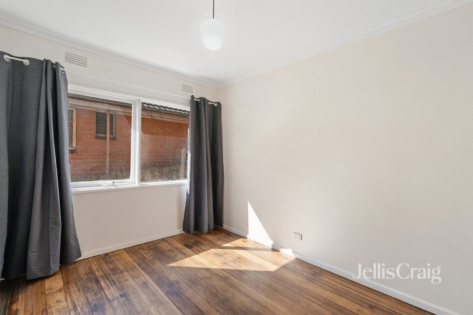 33 Toumlin Grove, Viewbank image 7