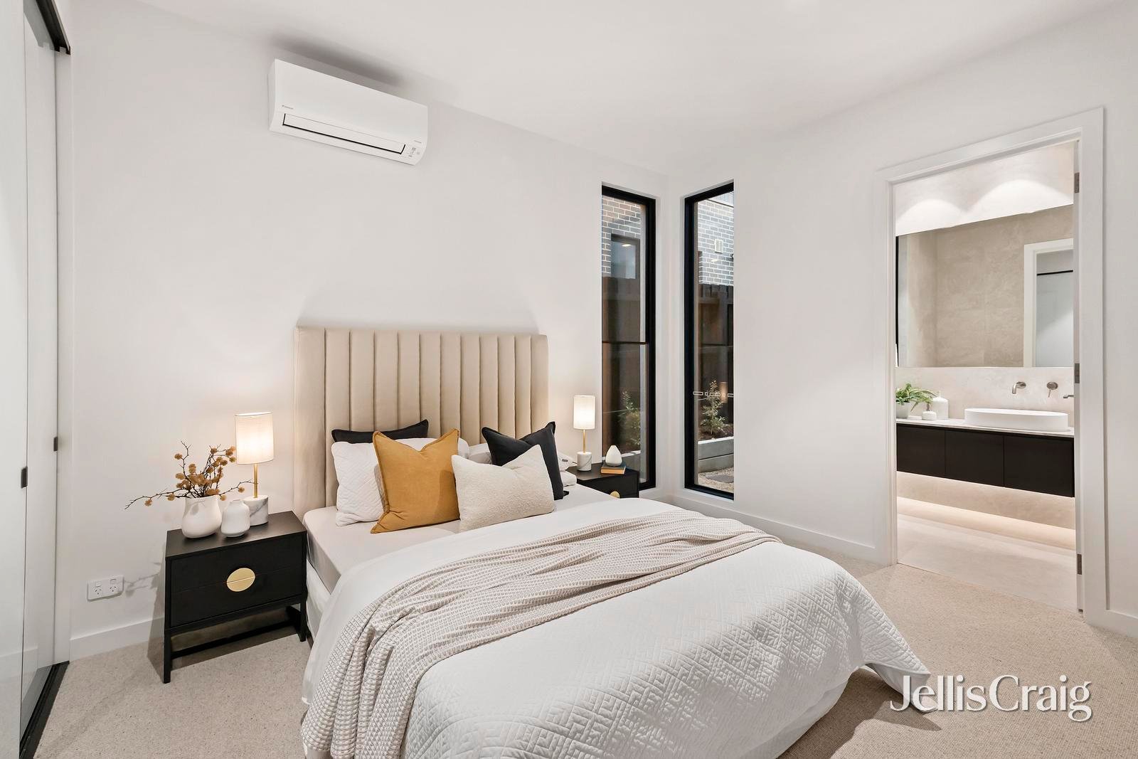 33 Tristania Street, Doncaster East image 6