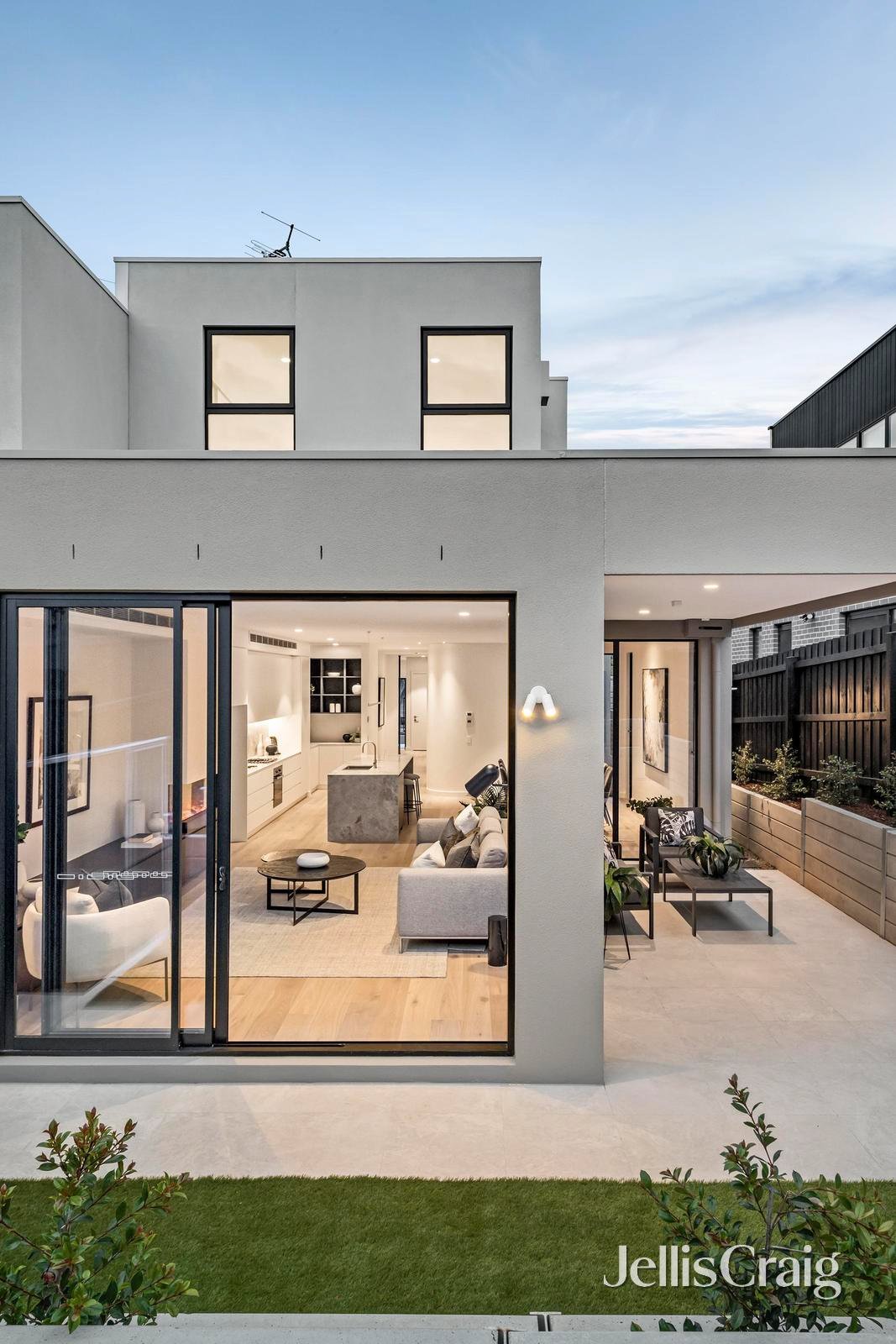 33 Tristania Street, Doncaster East image 11