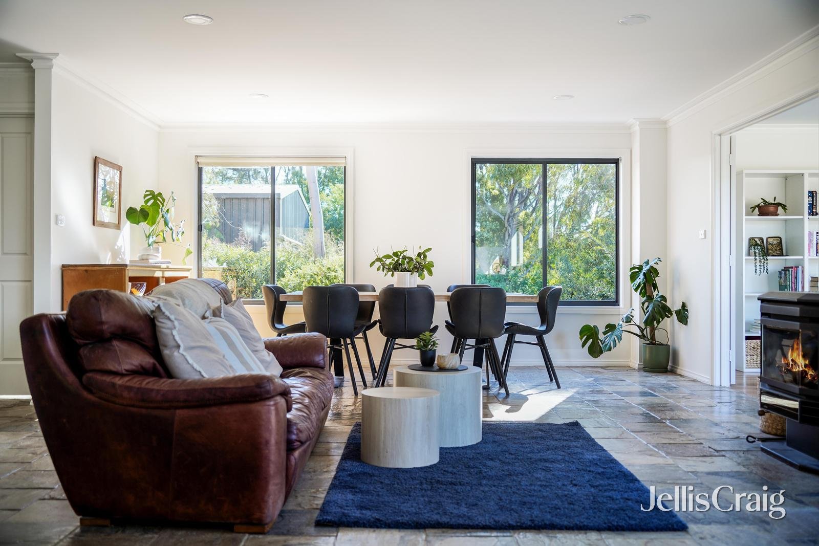 33 Tweddle Lane, Woodend image 3