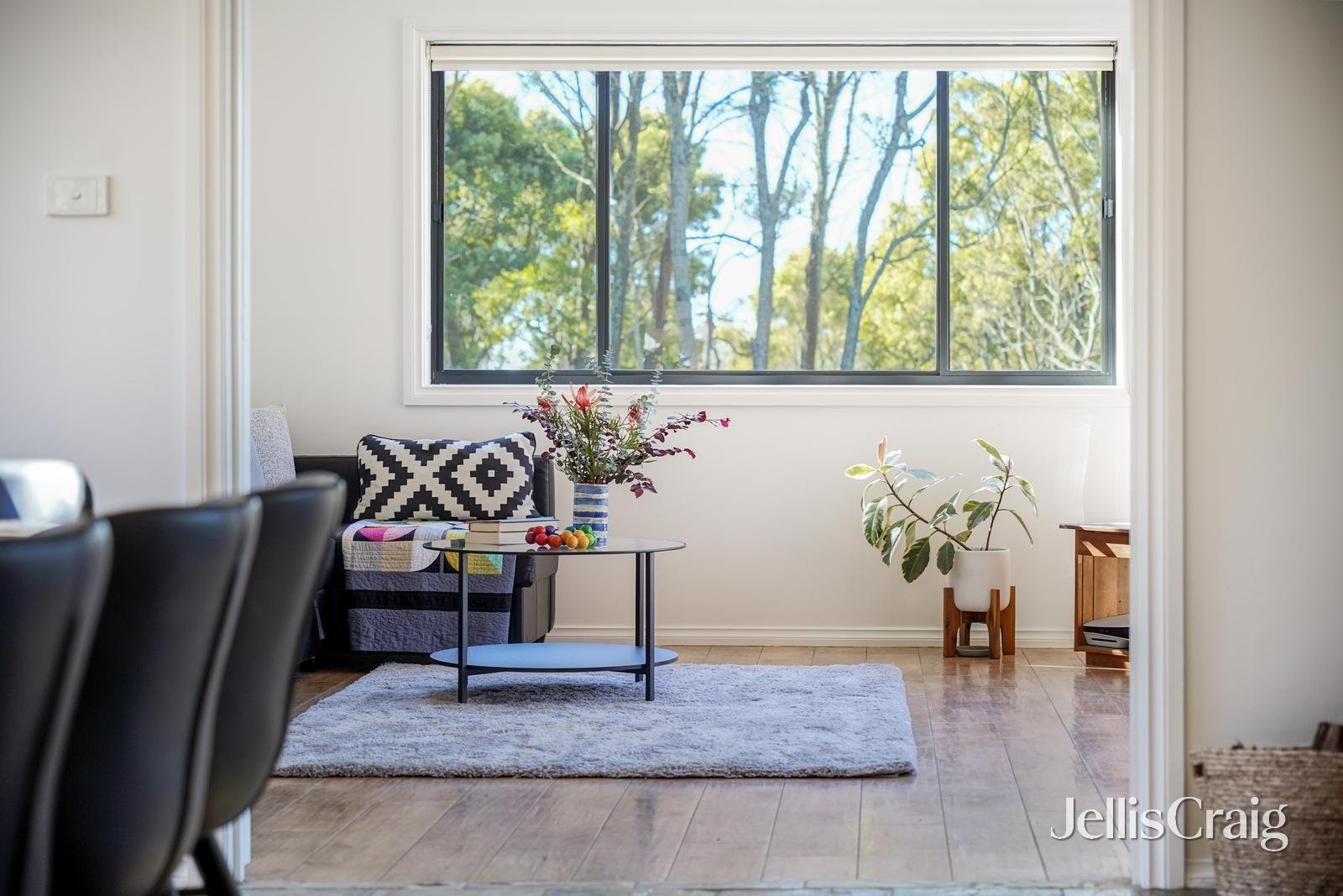 33 Tweddle Lane, Woodend image 6