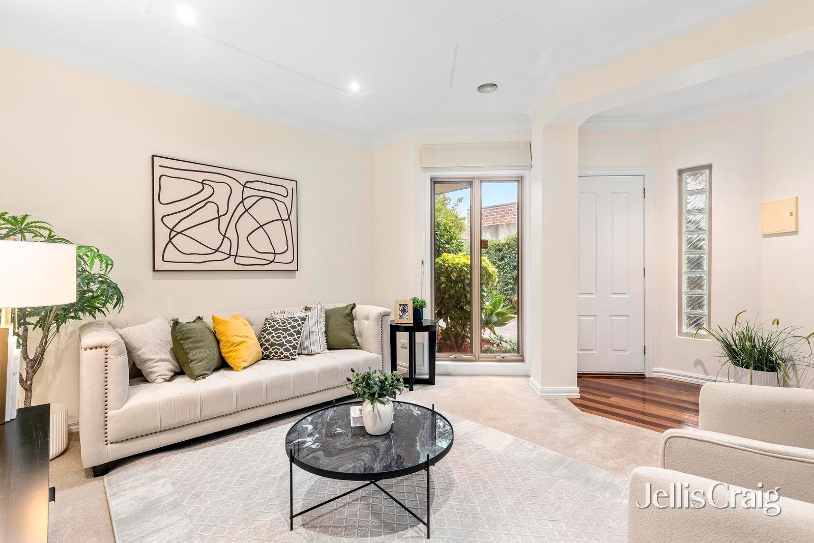 3/3 Vasey Avenue, Mount&nbsp;Waverley image 2