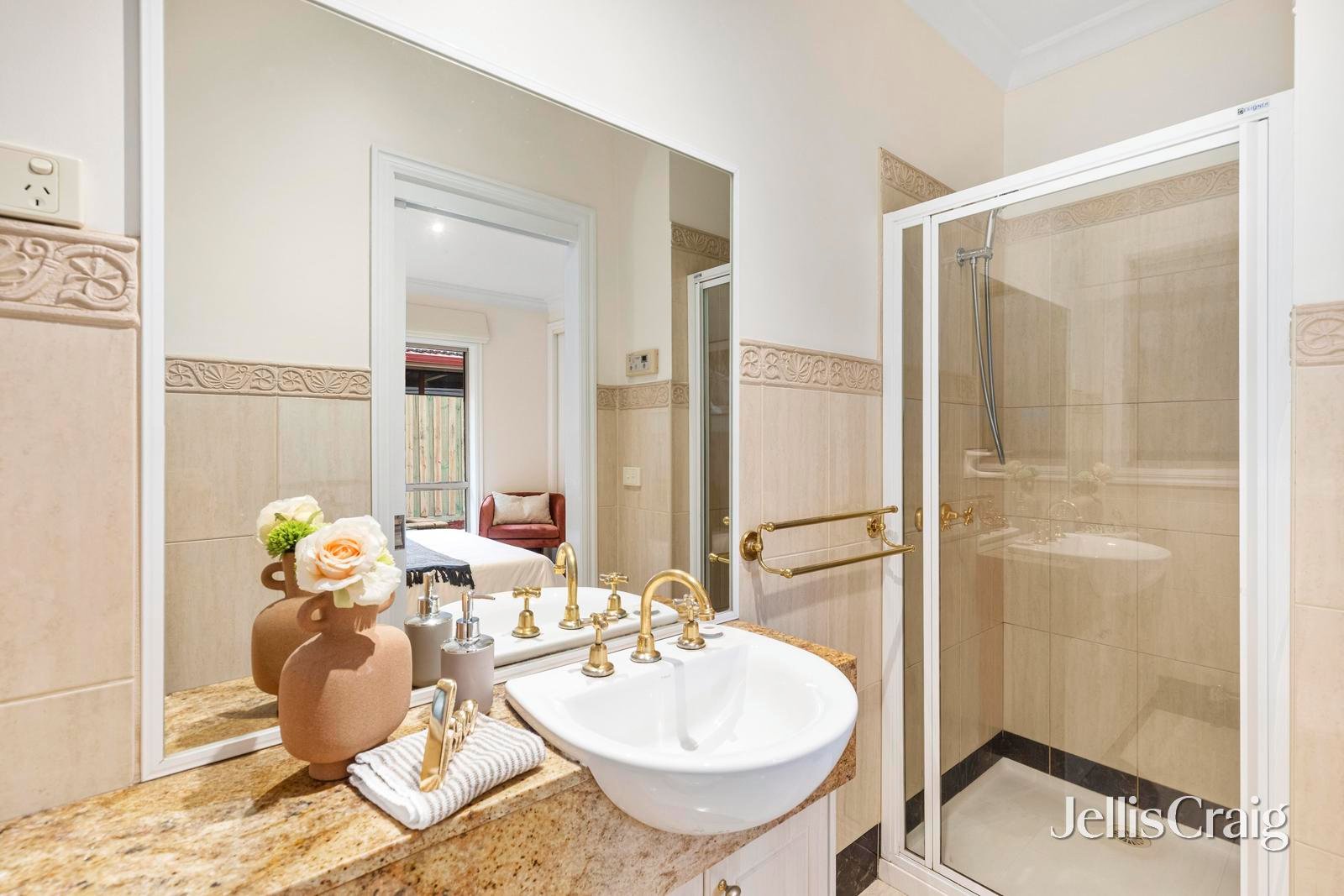 3/3 Vasey Avenue, Mount&nbsp;Waverley image 7