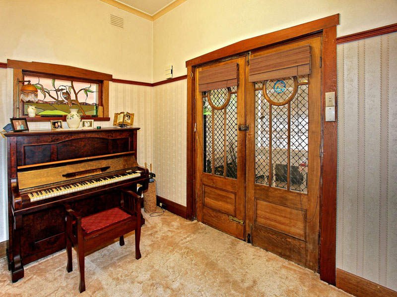 33 Vautier Street, Elwood image 6