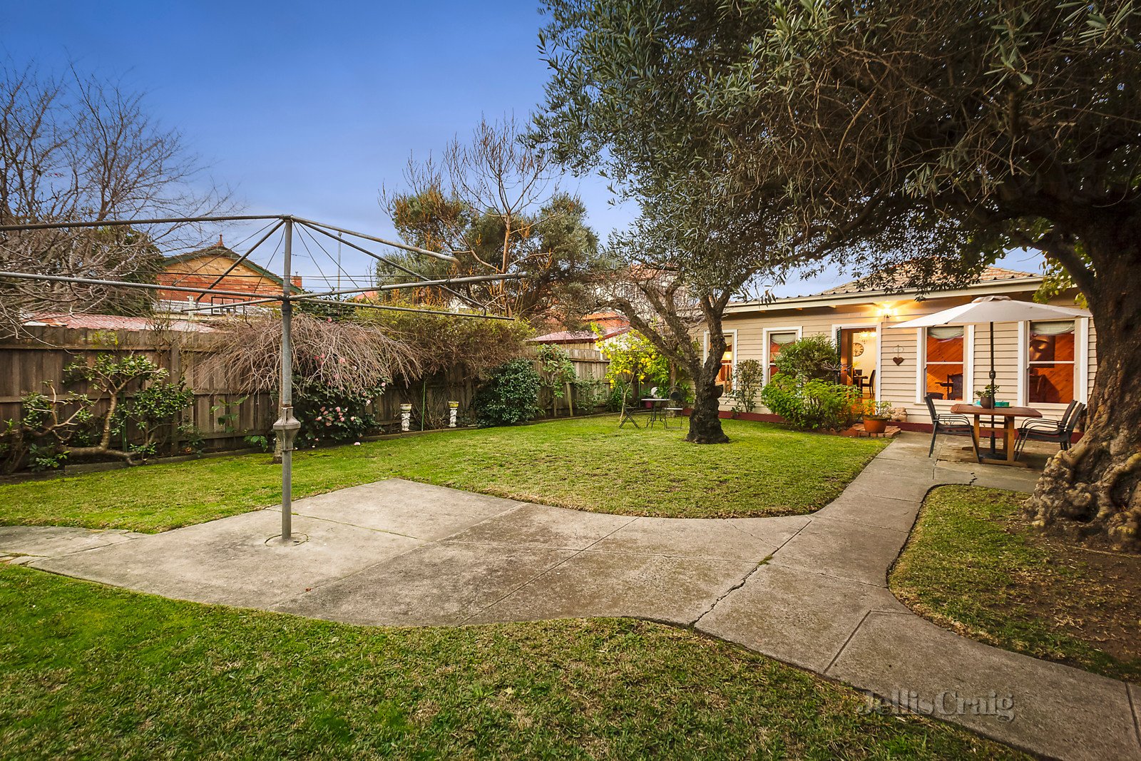 33 Walker Street, Moonee Ponds image 10