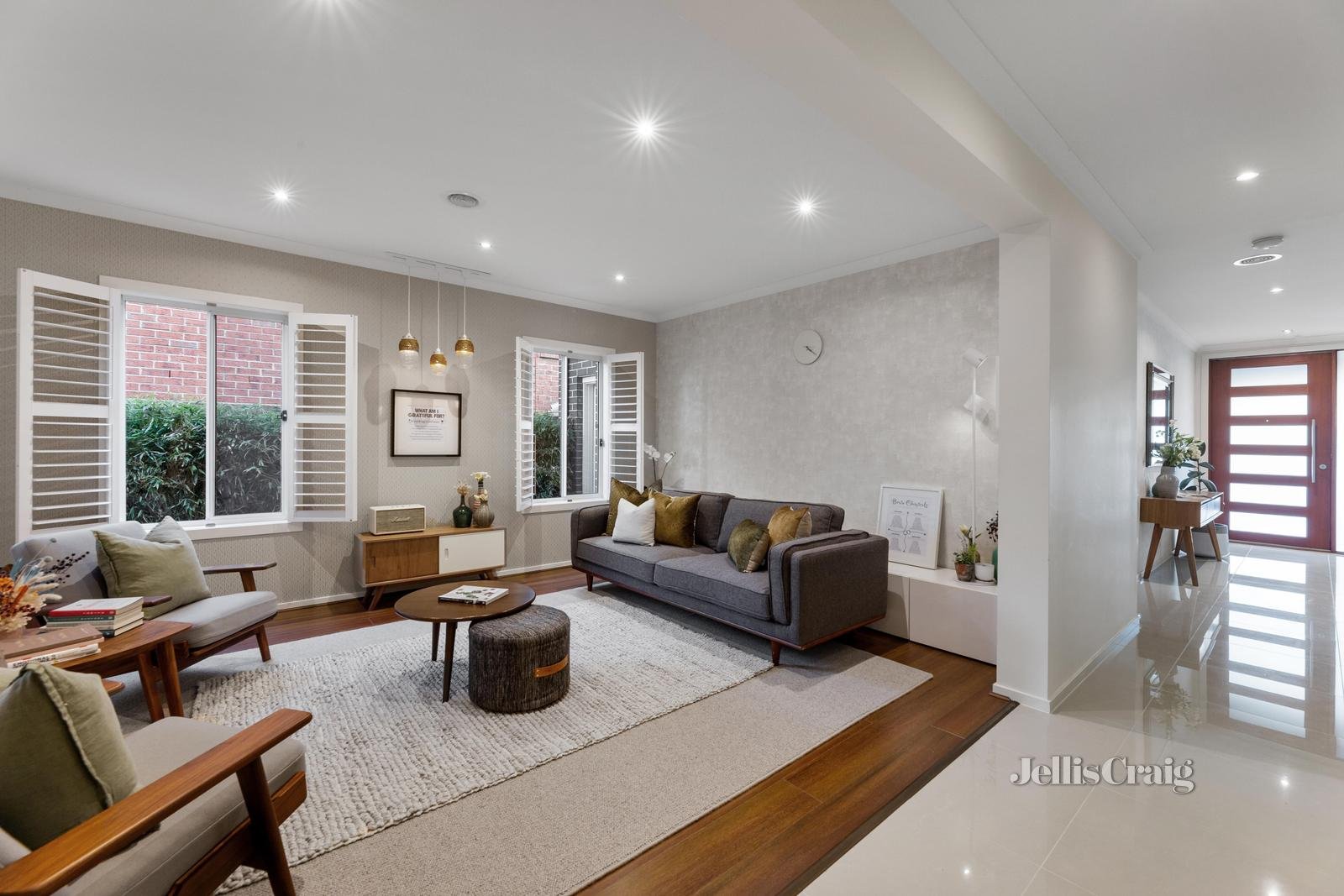 33 Walwa Street, Mitcham image 2