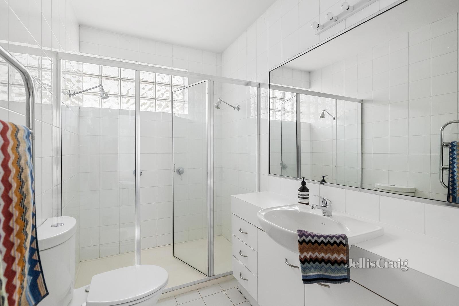 33 Wheatland Road, Malvern image 10