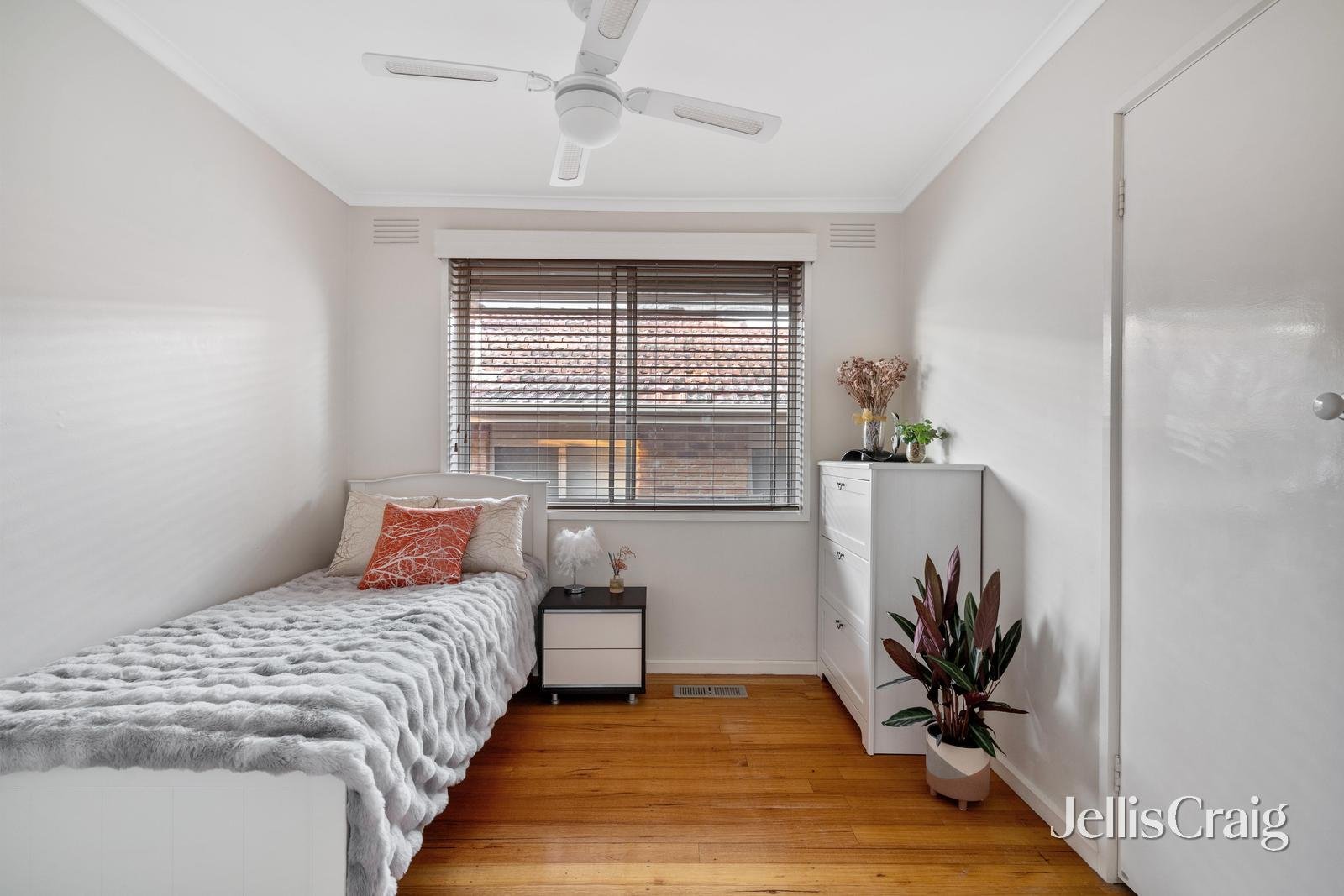 33 William Street, Greensborough image 7