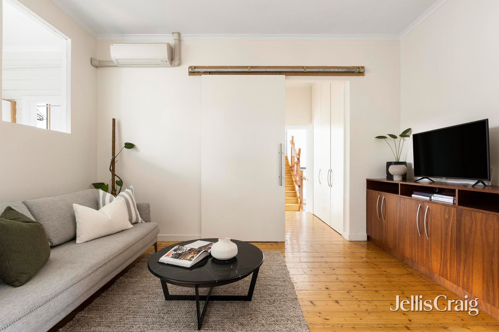 33 Willowbank Road, Fitzroy North image 10