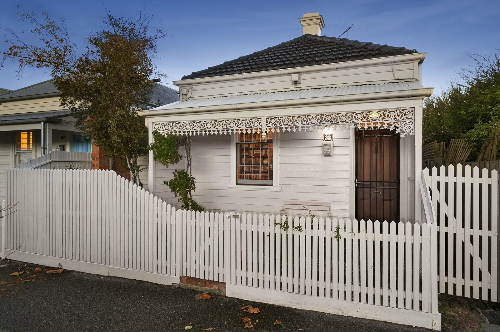 33 Withers Street, Albert Park image 1