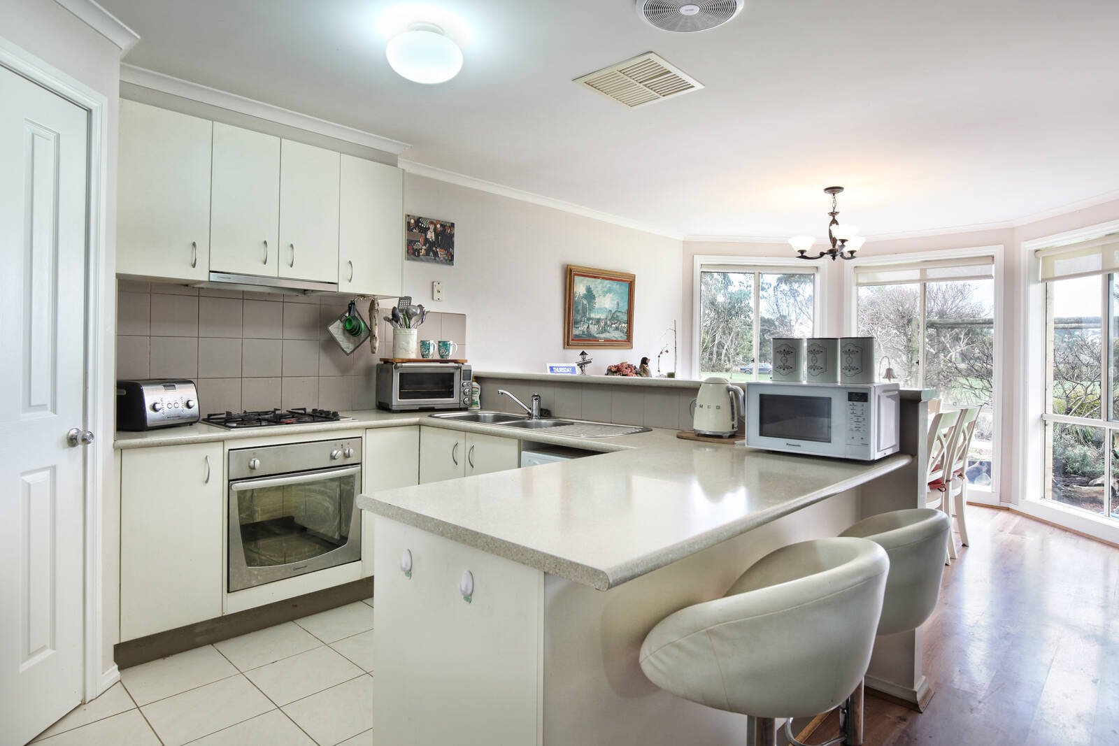 Property Gallery Thumbnail 6